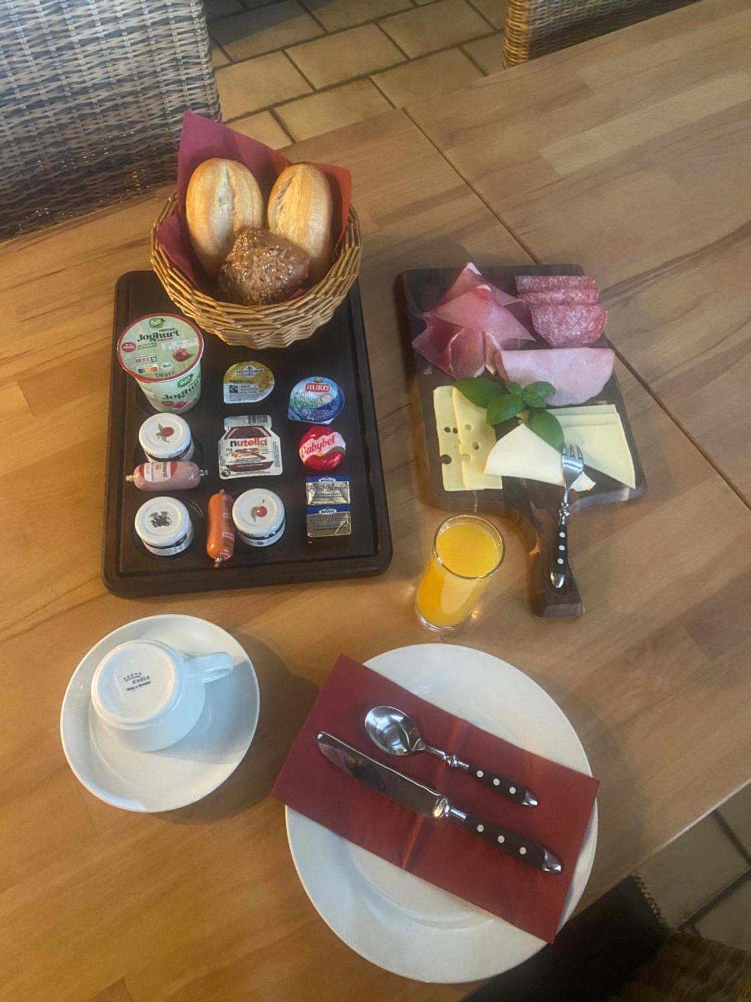 Wirtshaus Am Niederntor Hotel Blomberg  Luaran gambar